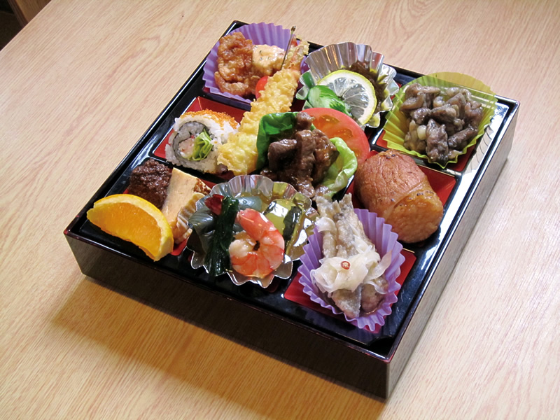 お弁当 オードブル 日本料理 四季菜 巴せり